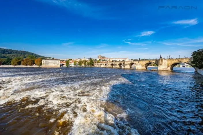 Prodej bytu 4+kk, Praha - Staré Město, Smetanovo nábřeží, 142 m2