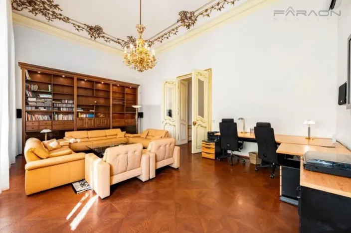 Prodej bytu 4+kk, Praha - Staré Město, Smetanovo nábřeží, 142 m2