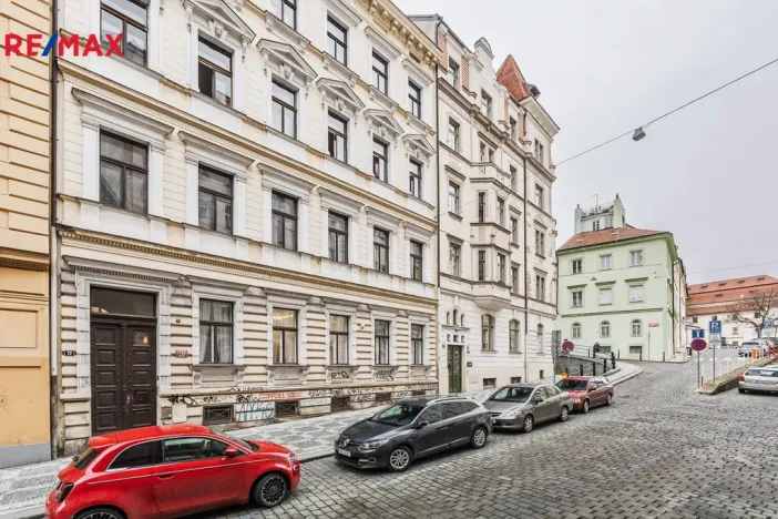 Pronájem bytu 4+1, Praha - Nové Město, Na Zderaze, 180 m2