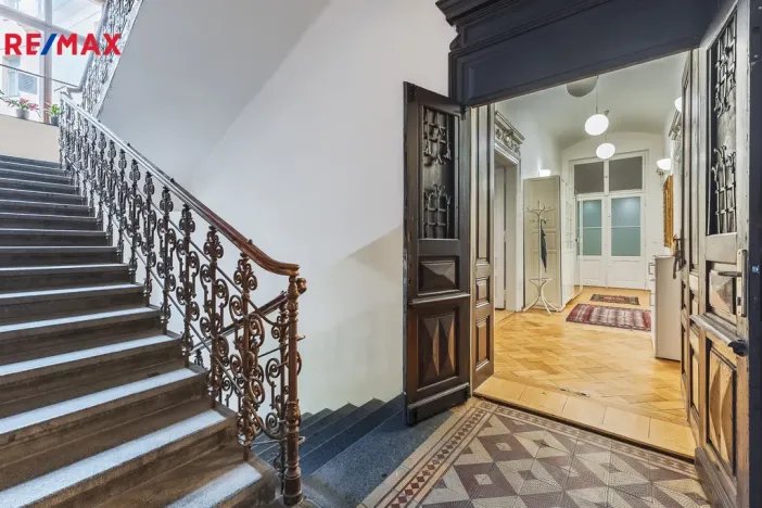 Pronájem bytu 4+1, Praha - Nové Město, Na Zderaze, 180 m2