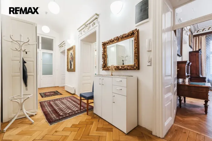 Pronájem bytu 4+1, Praha - Nové Město, Na Zderaze, 180 m2