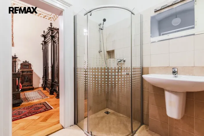 Pronájem bytu 4+1, Praha - Nové Město, Na Zderaze, 180 m2