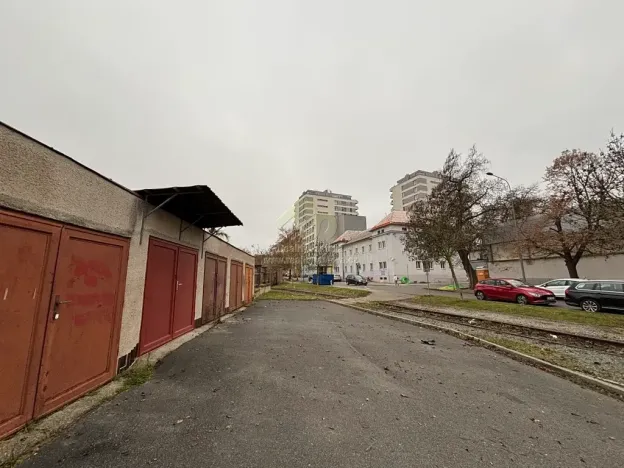 Prodej garáže, Plzeň, Nemocniční, 18 m2