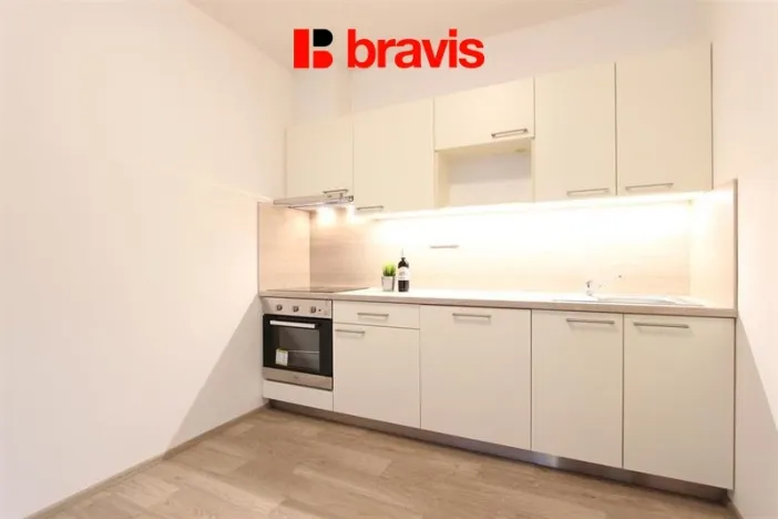 Pronájem bytu 2+kk, Brno, Adamcova, 70 m2