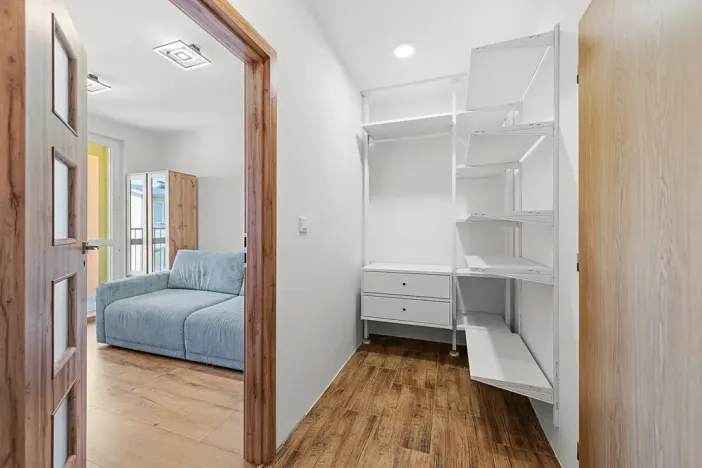 Pronájem bytu 2+kk, Klecany, V Honech, 36 m2