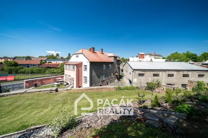 Prodej výrobních prostor, Tršice, 1000 m2