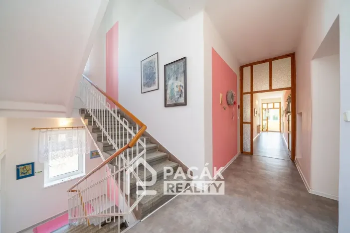 Prodej rodinného domu, Tršice, 700 m2
