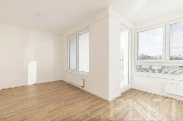 Pronájem bytu 1+kk, Praha - Hlubočepy, Baarové, 31 m2