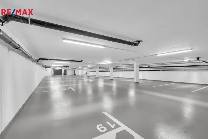 Prodej bytu 2+kk, Hradec Králové - Pražské Předměstí, Gočárova třída, 203 m2