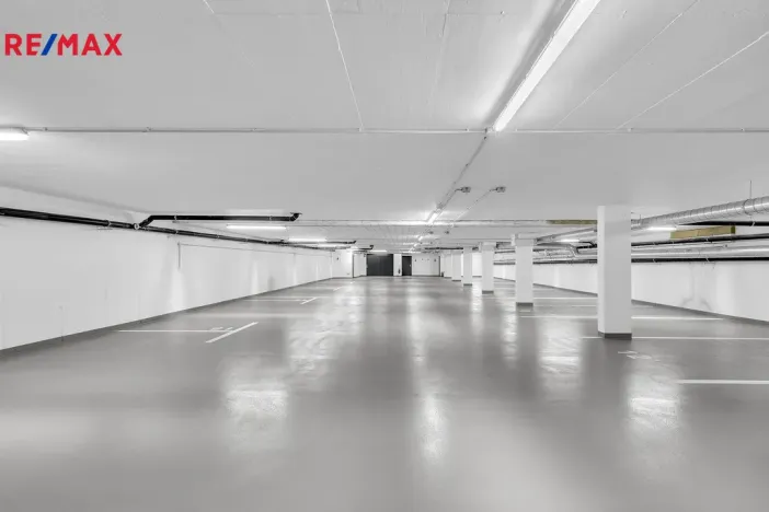 Prodej bytu 2+kk, Hradec Králové - Pražské Předměstí, Gočárova třída, 203 m2