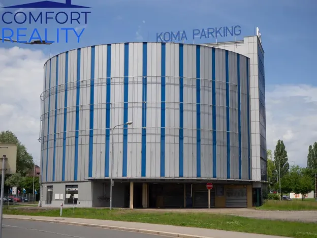 Pronájem komerční nemovitosti, Ostrava - Svinov, náměstí Dr. Brauna, 36 m2