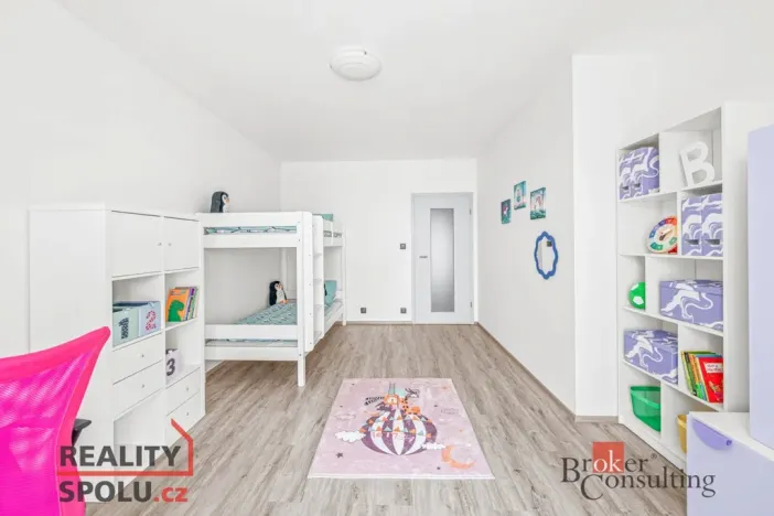 Prodej rodinného domu, Pečky - Velké Chvalovice, Za Statkem, 166 m2