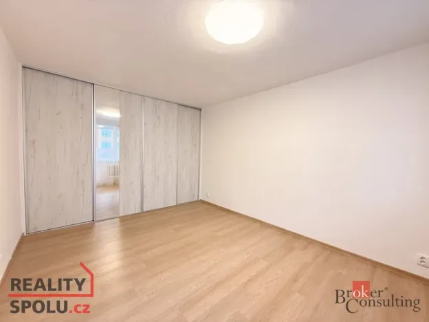 Pronájem bytu 1+1, Ostrava - Svinov, Evžena Rošického, 40 m2