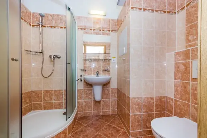 Pronájem bytu 1+kk, Praha - Horní Měcholupy, Hornoměcholupská, 38 m2