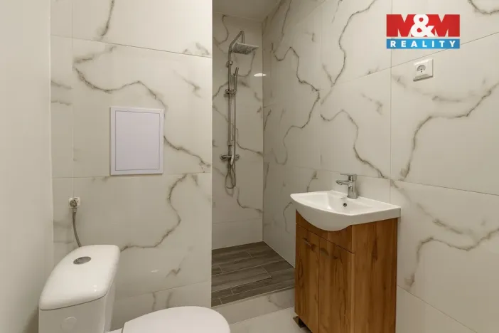 Pronájem bytu 1+kk, Klášterec nad Ohří - Miřetice u Klášterce nad Ohří, Pod Stadionem, 27 m2