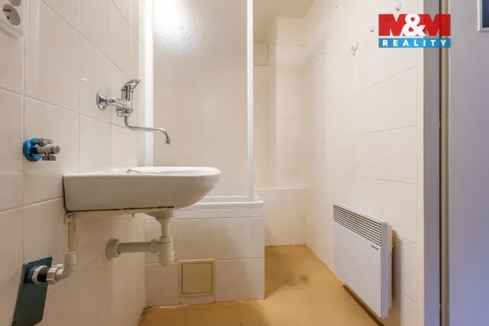 Prodej rodinného domu, Jenišovice, 140 m2