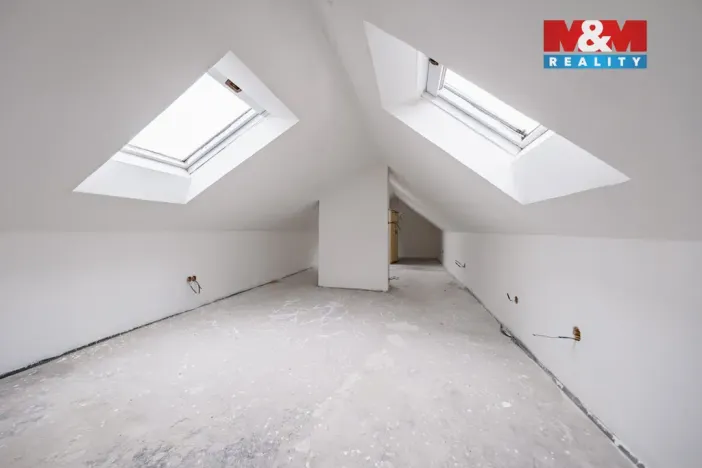 Prodej rodinného domu, Jehnědí, 189 m2