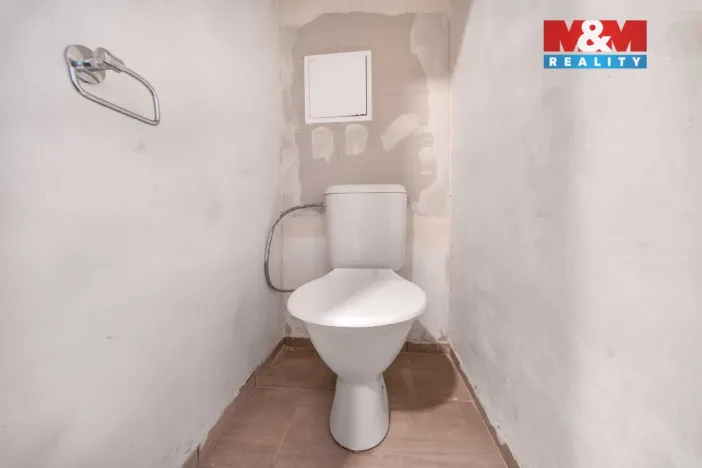 Prodej bytu 2+1, Roztoky, 51 m2