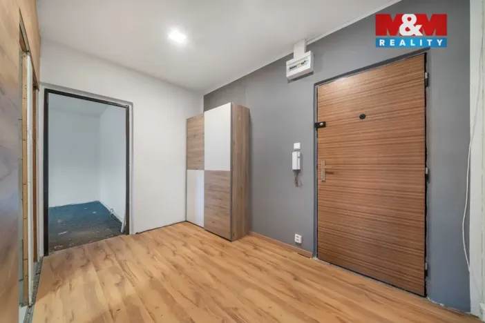 Prodej bytu 2+1, Roztoky, 51 m2