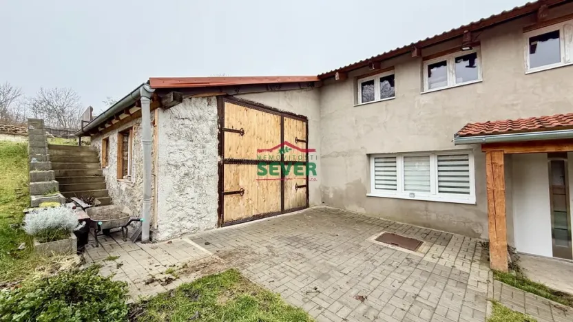 Prodej rodinného domu, Louny - Nečichy, 220 m2