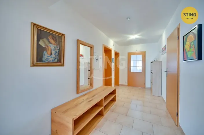 Prodej komerční nemovitosti, Zlín, Kvítková, 609 m2