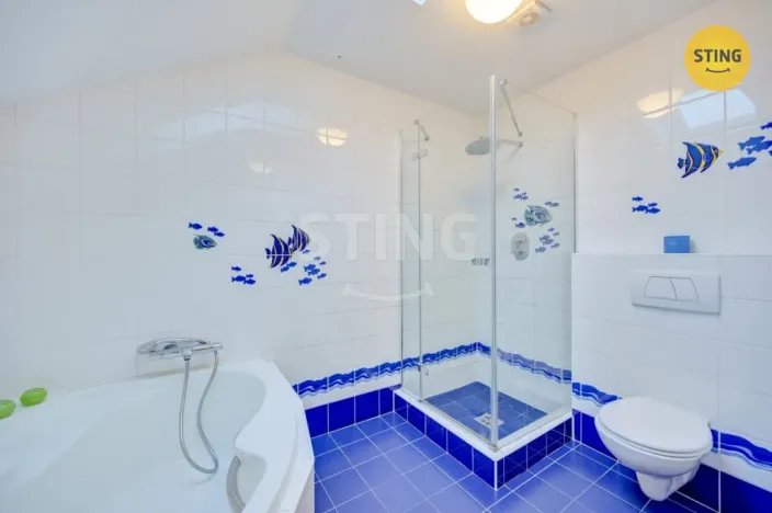 Prodej komerční nemovitosti, Zlín, Kvítková, 609 m2