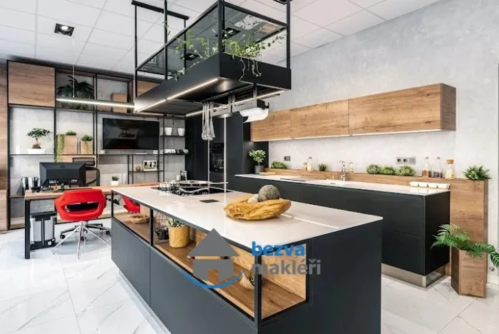 Pronájem obchodního prostoru, Pardubice, Jana Palacha, 100 m2