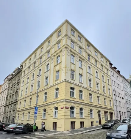 Pronájem bytu 1+kk, Praha - Vršovice, Na spojce, 19 m2