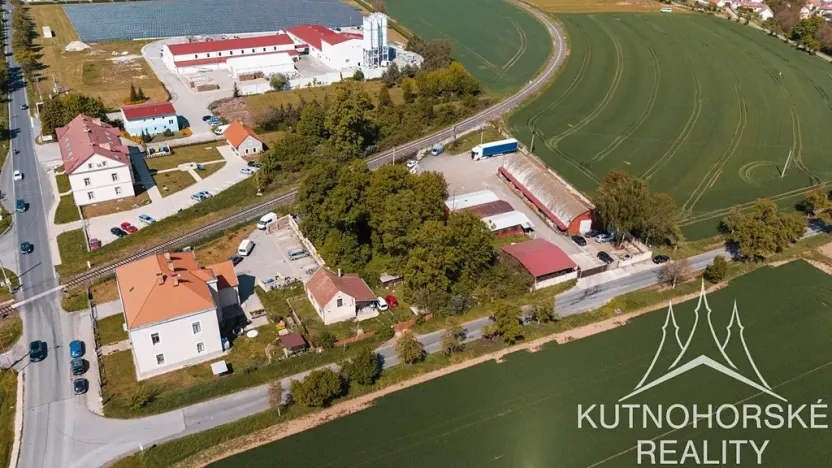 Prodej pozemku pro bydlení, Červené Pečky, V Cihelně, 2190 m2