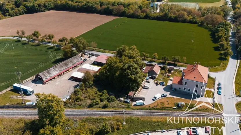 Prodej pozemku pro bydlení, Červené Pečky, V Cihelně, 2190 m2