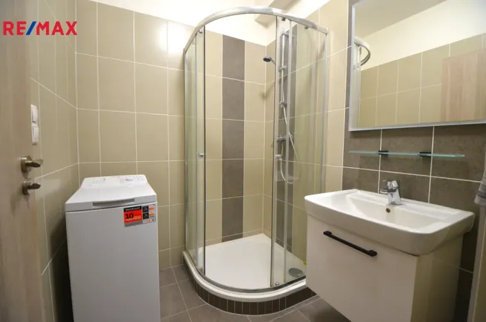 Pronájem bytu 1+kk, Olomouc, Aloise Rašína, 33 m2