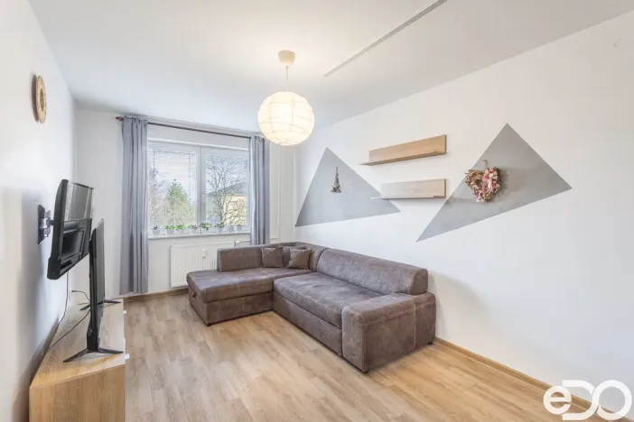 Prodej bytu 2+1, Luštěnice - Zelená, 50 m2