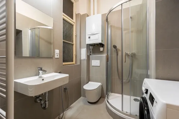 Pronájem bytu 1+kk, Praha - Nové Město, Lípová, 33 m2