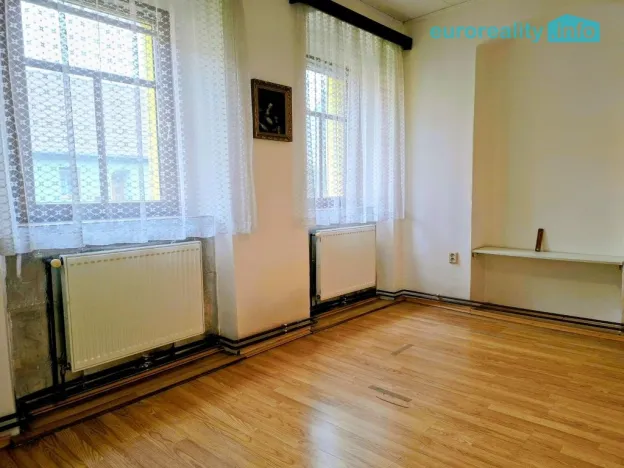 Prodej rodinného domu, Verneřice, Českolipská, 150 m2