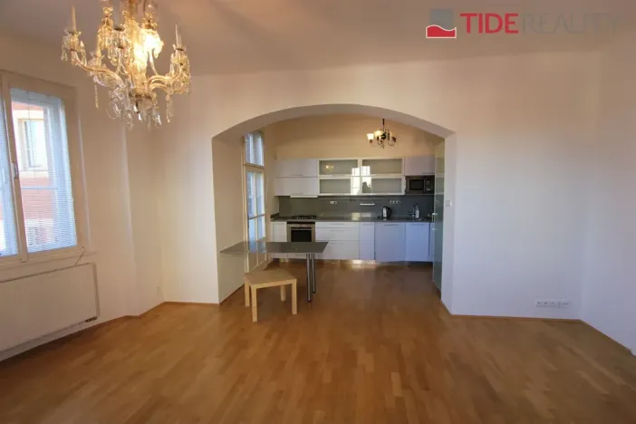 Pronájem bytu 3+1, Praha - Smíchov, Na Březince, 90 m2