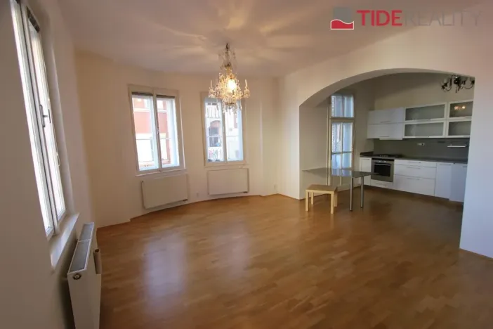 Pronájem bytu 3+1, Praha - Smíchov, Na Březince, 90 m2