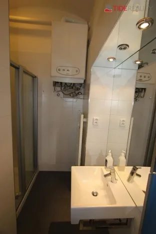 Pronájem bytu 3+1, Praha - Smíchov, Na Březince, 90 m2