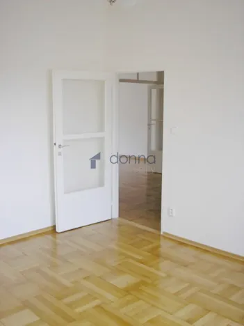 Pronájem bytu 3+1, Praha, Francouzská, 100 m2