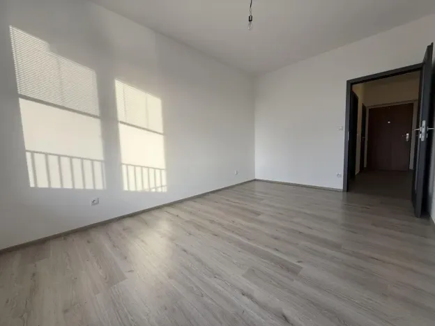 Pronájem bytu 2+kk, Pardubice - Zelené Předměstí, Pod Vinicí, 64 m2