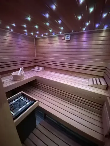 Prodej rodinného domu, Benecko, 635 m2