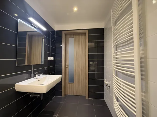 Pronájem bytu 2+kk, Pardubice - Zelené Předměstí, Pod Vinicí, 57 m2