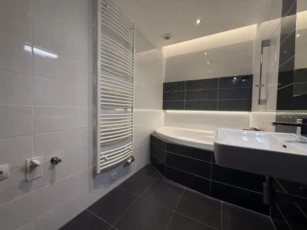 Pronájem bytu 2+kk, Pardubice - Zelené Předměstí, Pod Vinicí, 57 m2