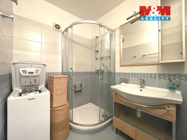 Pronájem bytu 3+1, České Budějovice - České Budějovice 7, Roudenská, 80 m2