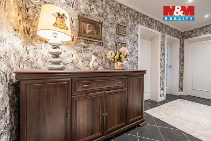 Prodej bytu 3+kk, Praha - Horní Měcholupy, Mantovská, 90 m2