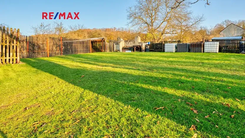 Prodej rodinného domu, Provodín, 290 m2