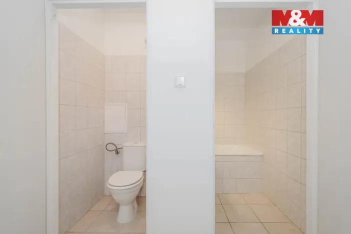 Pronájem bytu 1+kk, Praha - Hlubočepy, Pivcova, 29 m2