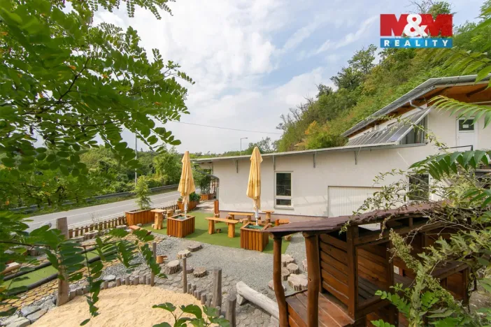 Pronájem obchodního prostoru, Praha - Zbraslav, 86 m2