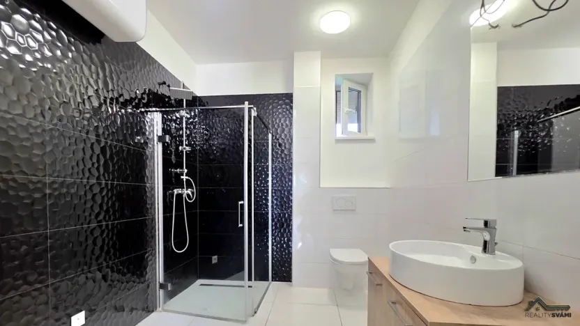 Prodej činžovního domu, Ostrava - Přívoz, Žofie Podlipské, 1371 m2