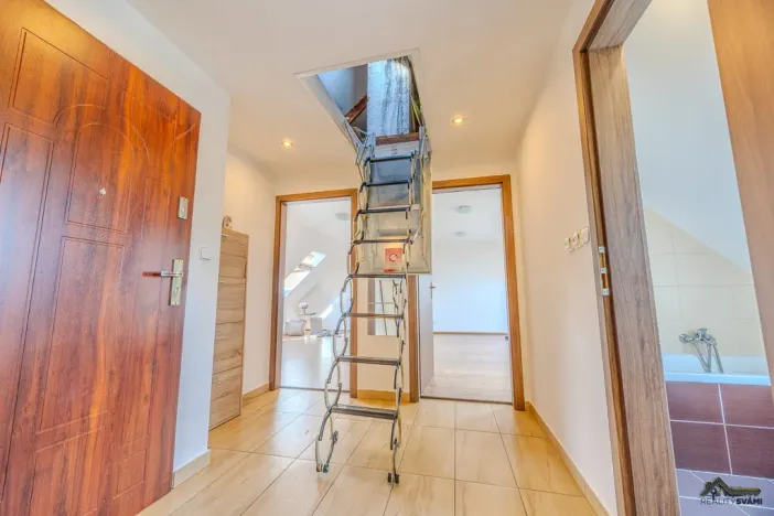 Pronájem bytu 3+kk, Frýdek-Místek - Frýdek, Jaroslava Haška, 66 m2