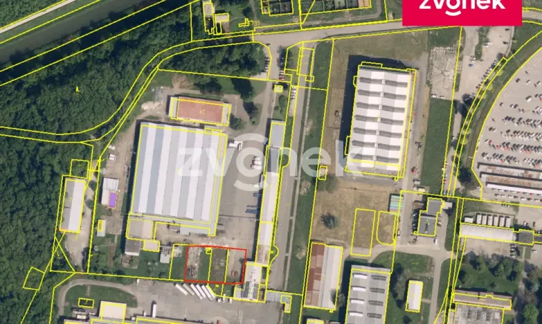 Pronájem komerční nemovitosti, Kunovice, 1800 m2